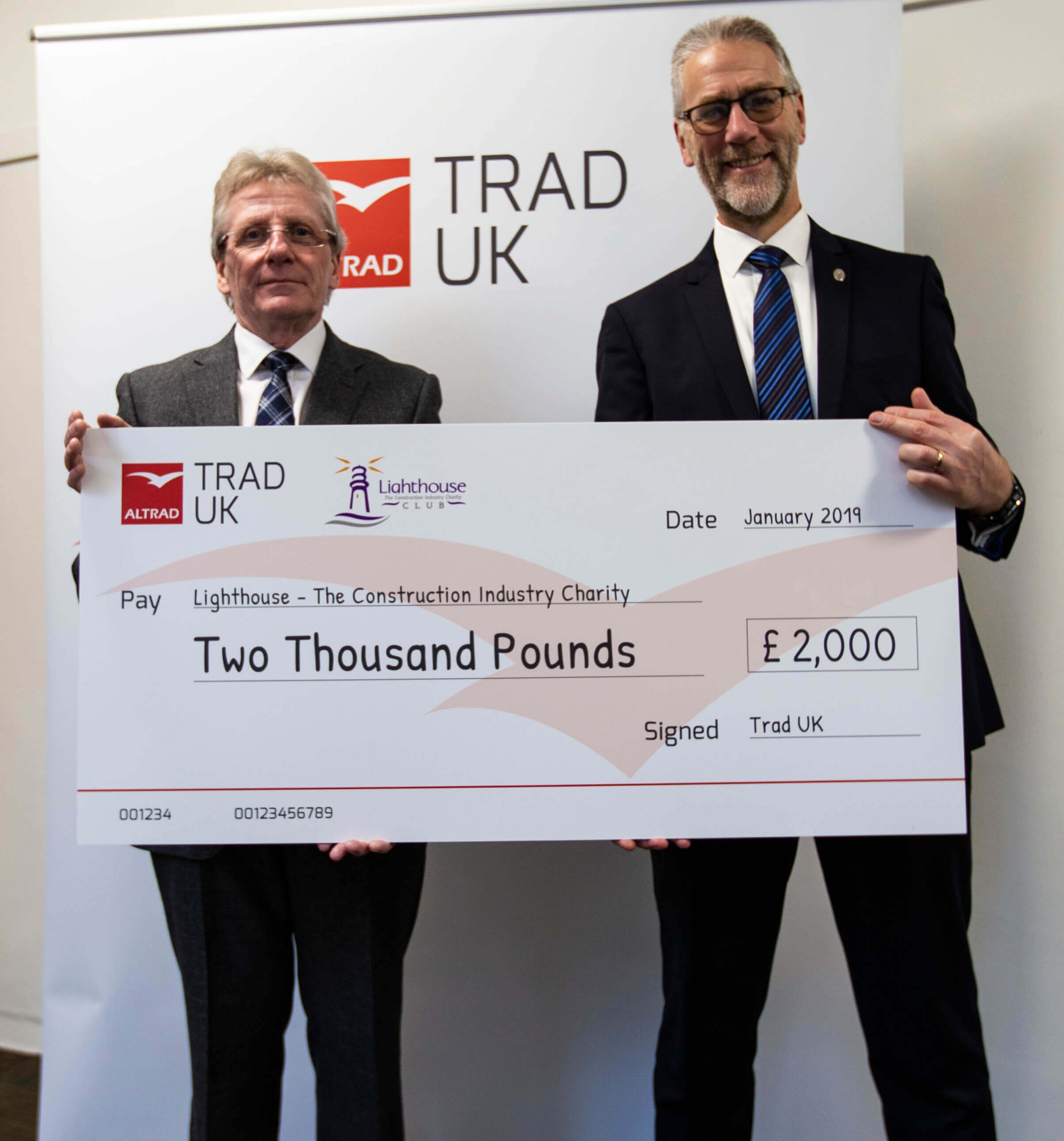 TRAD Make Donation to Lighthouse Charity from Win at Altrad President’s Safety Awards